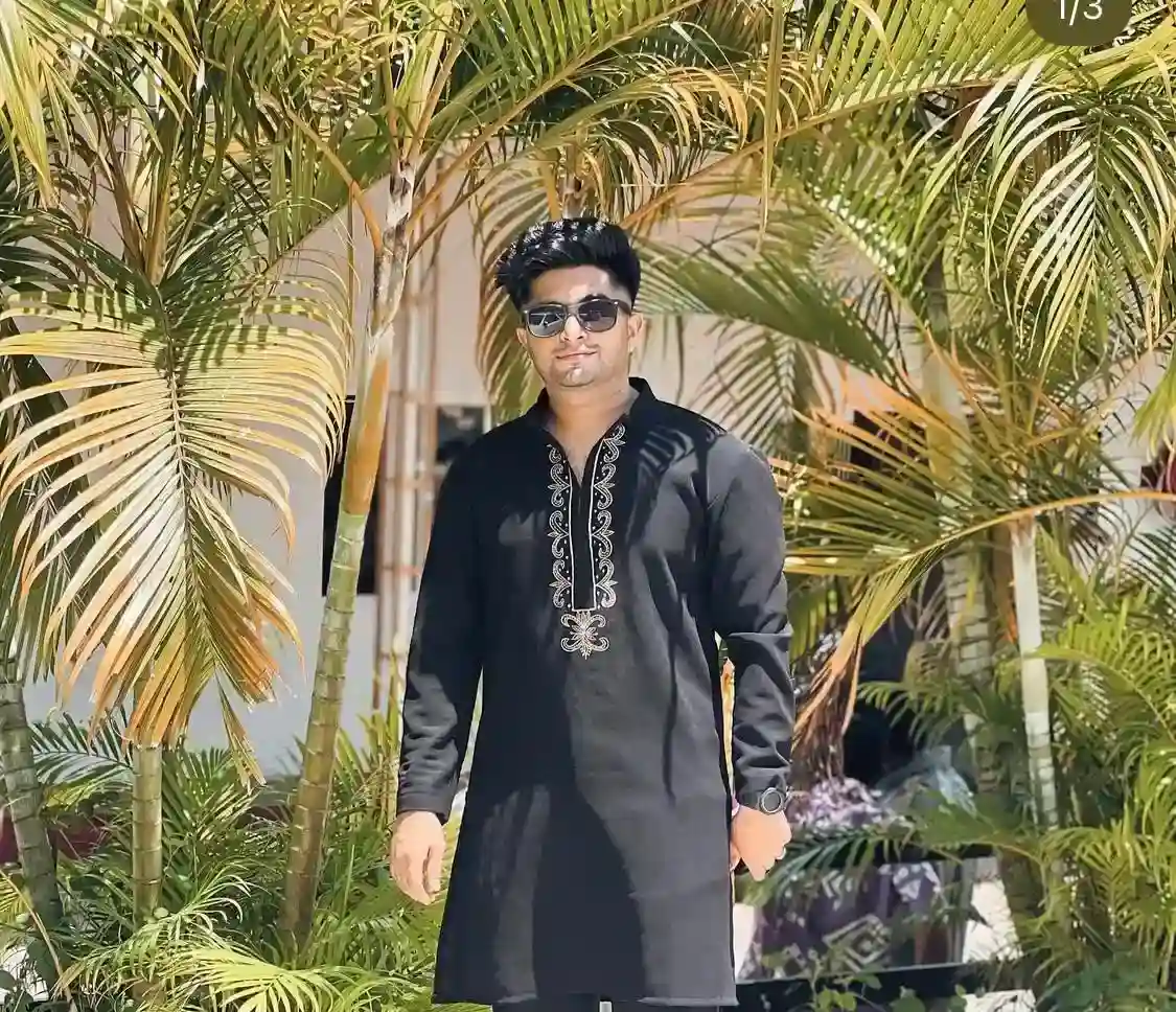 a image of a testimonial person content creator in kochi